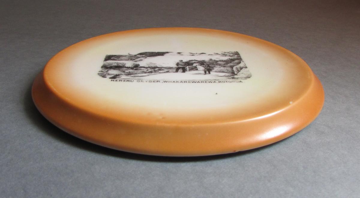 Teapot stand Rotorua Museum